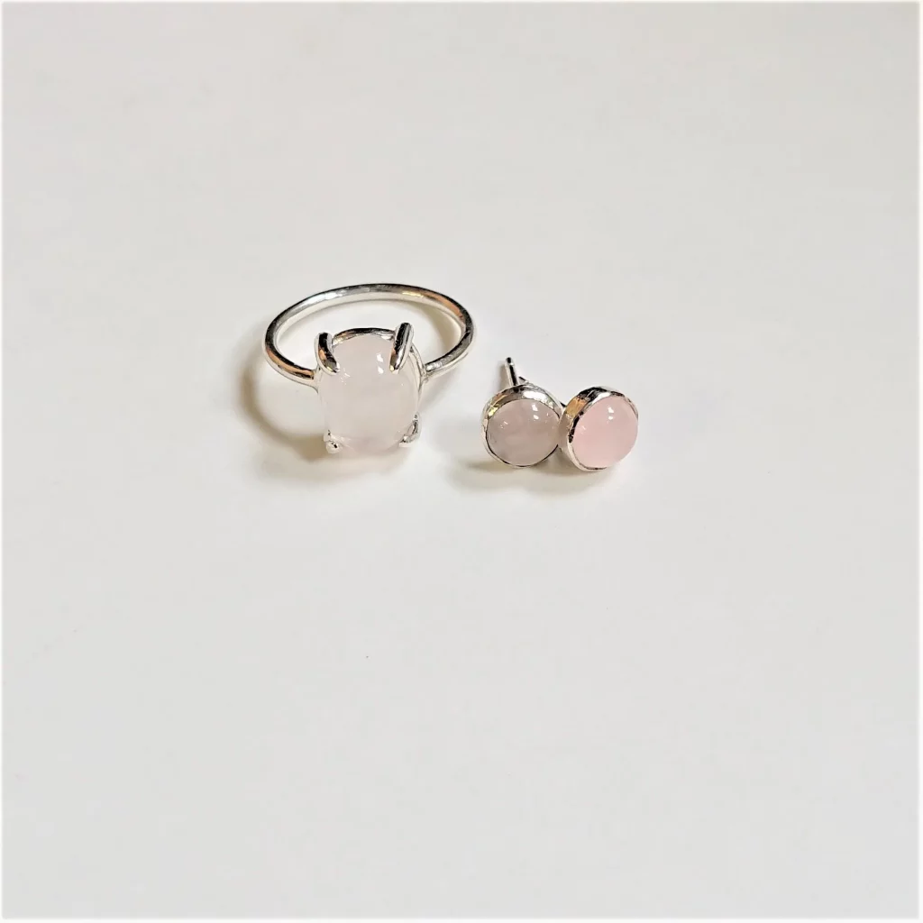 bague et boucles d'oreilles avec serti griffe - Formation sertissage